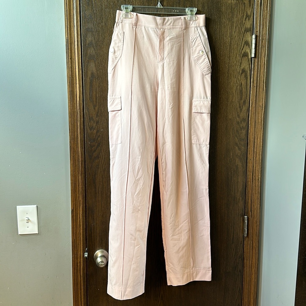 Athleta wide leg cargo pants. Size 8. Light pink